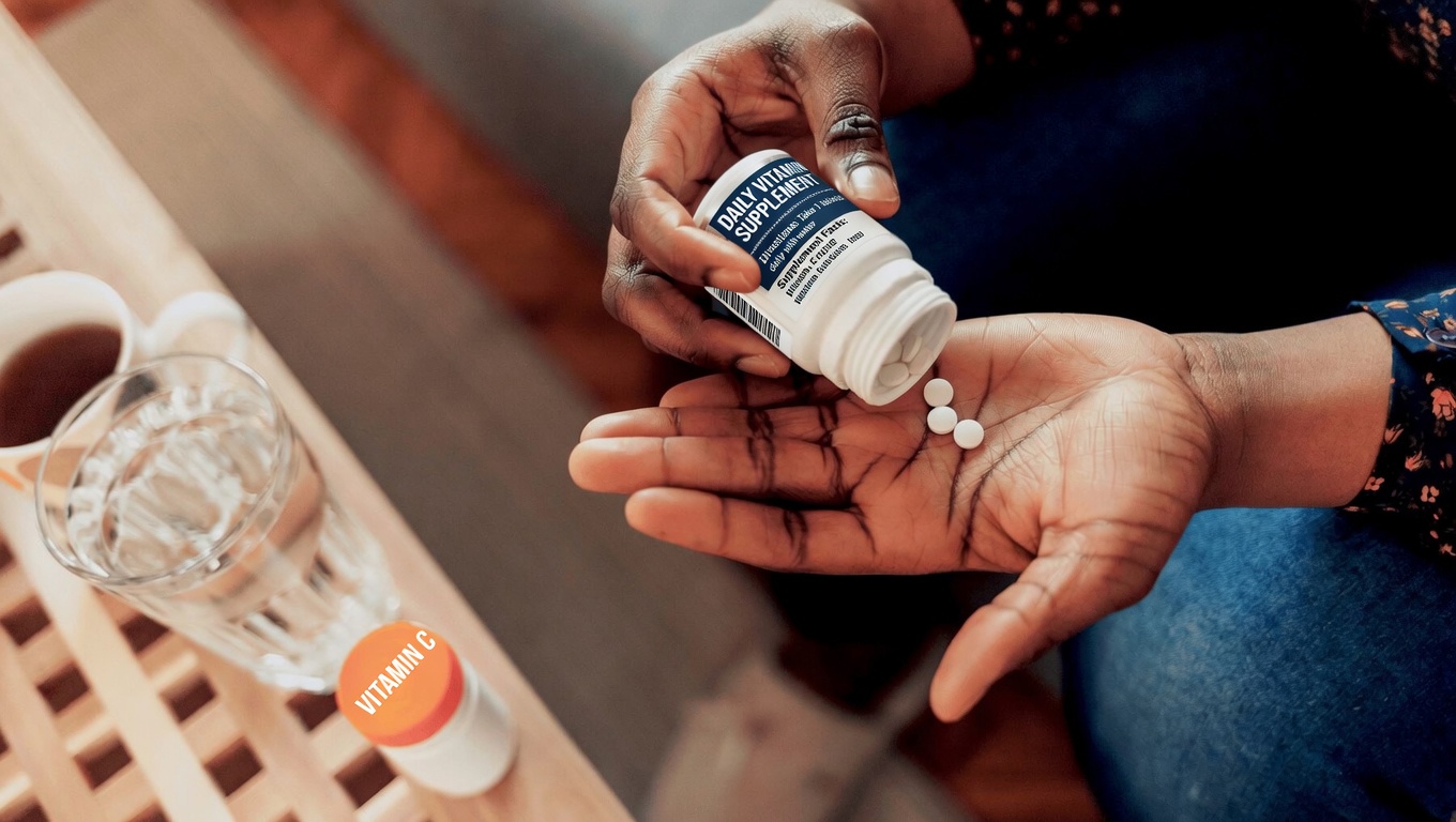 Discover 8 Common Pills That May Affect Your Kidney Function and Why They Remain on Pharmacy Shelves