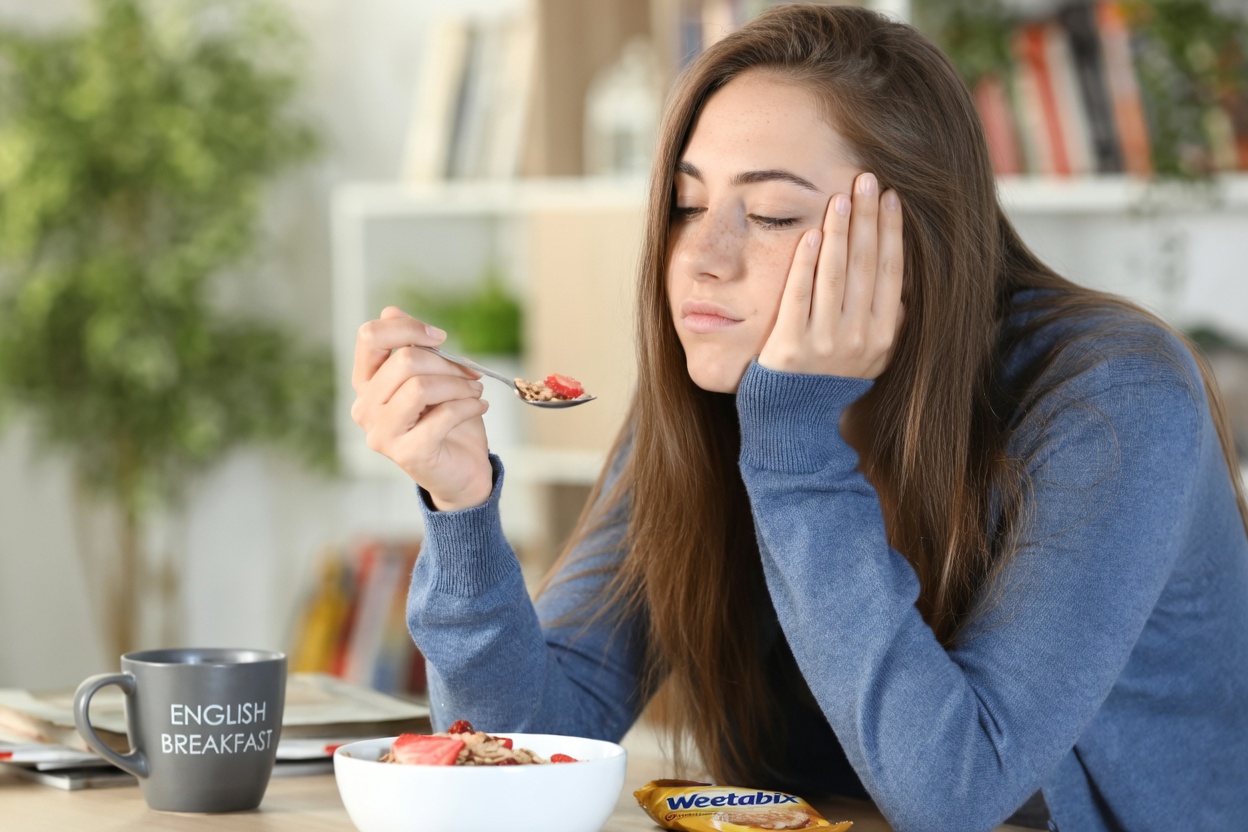 8 Signs of Ovarian Cancer Every Woman Should Watch For and What You Can Do About Them