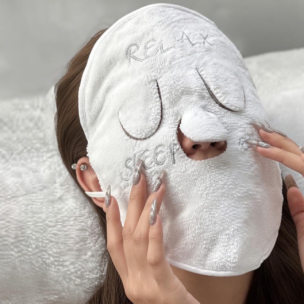 Over 60? The Simple Nighttime Ritual That May Help You Wake Up With Clearer, More Comfortable Vision