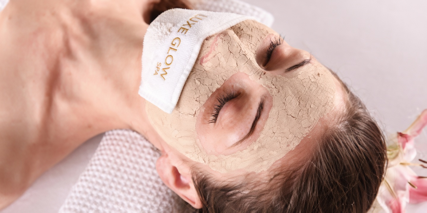 The 3-Minute Miracle Mask That Makes 70+ Skin Look Years Younger Overnight