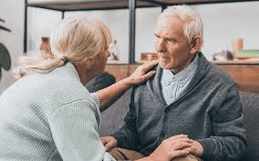 Over 60? 10 Early Dementia Warning Signs to Watch For: Tips for Seniors and Families