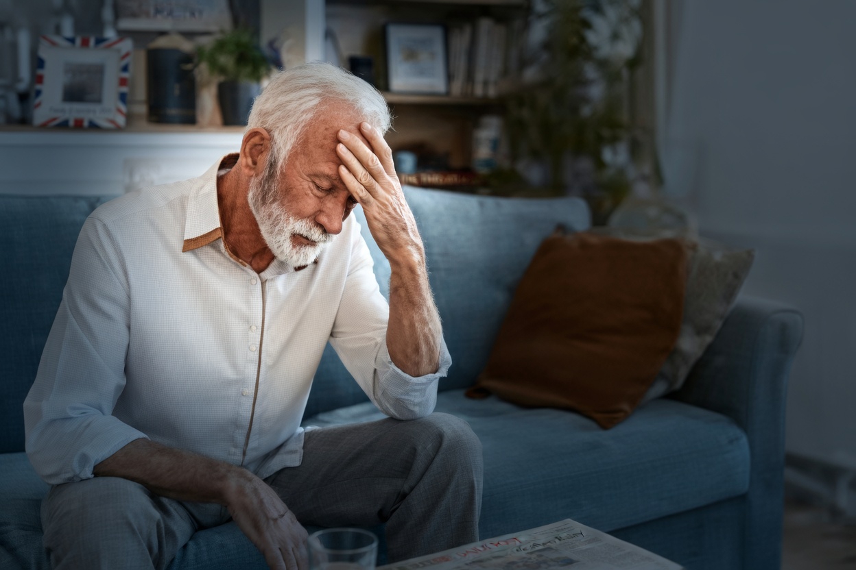 As a PROSTATE DOCTOR, I WARN SENIORS: this habit enlarges your prostate!