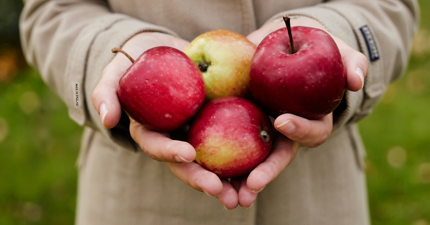 ALERT! You’re Making These 9 Apple-Eating Mistakes That Could Harm Your Health!