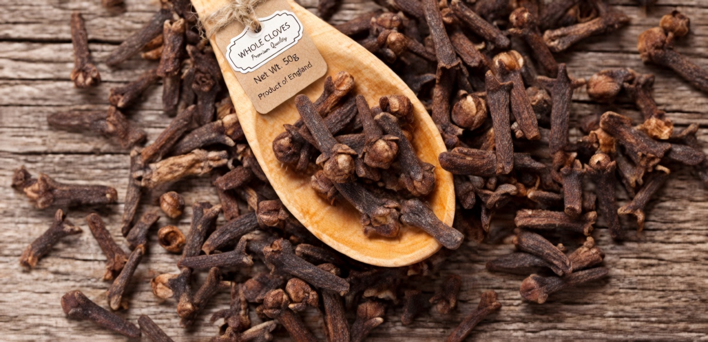 How to Prepare a Natural Spice Infusion to Support Your General Well-Being and Eye Health