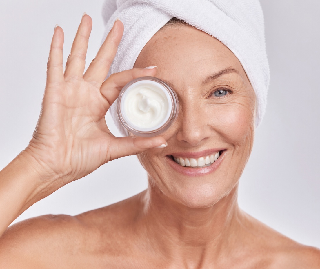 Seniors, Discover the Simple 2-Minute Natural Oil Blend That May Soften Wrinkles and Revitalize Skin