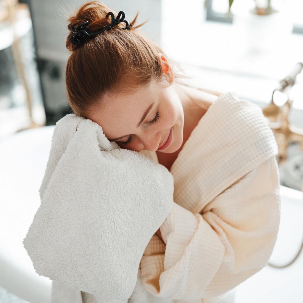 Why Showering Before Bed Might Be Better for Your Health Than in the Morning