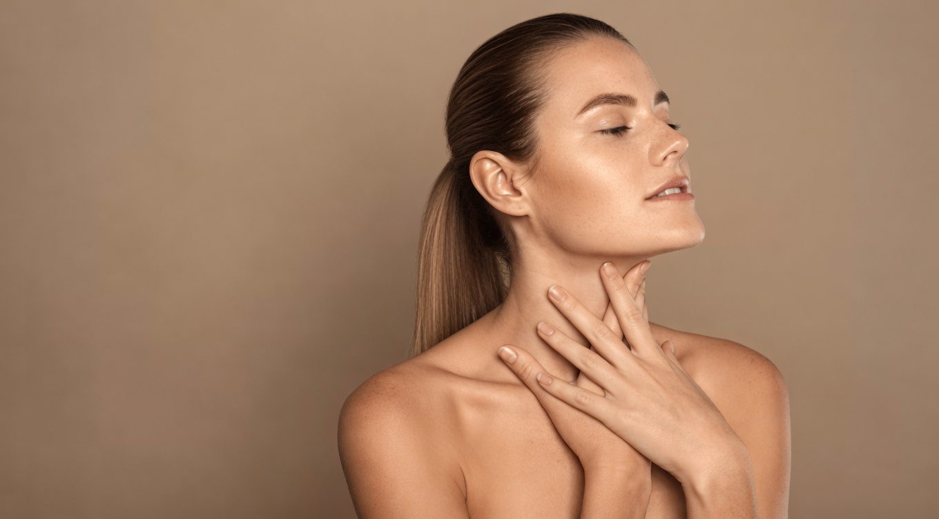 Unlock the Secret to a Youthful Neck and Décolletage: Why This Simple Natural Blend Could Transform Your Skin