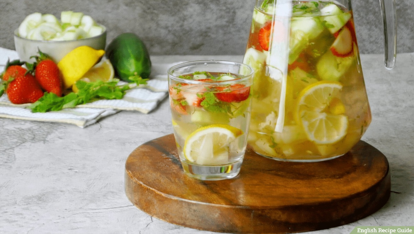 9 Reasons Why You Should Drink Cucumber, Ginger, Mint, Lemon, and Water Every Day