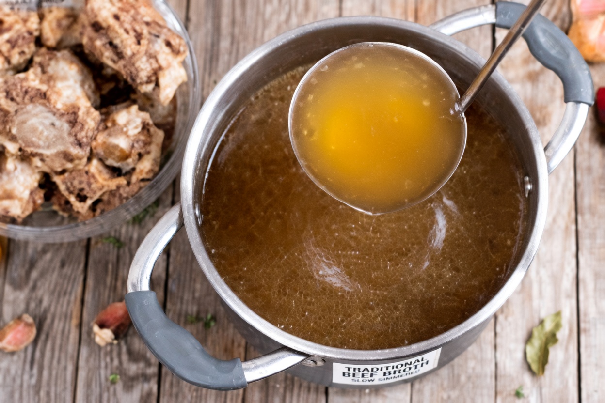 97-Year-Old Orthopedic Doctor Reveals: The One Food That May Support Knee Cartilage Repair Overnight!