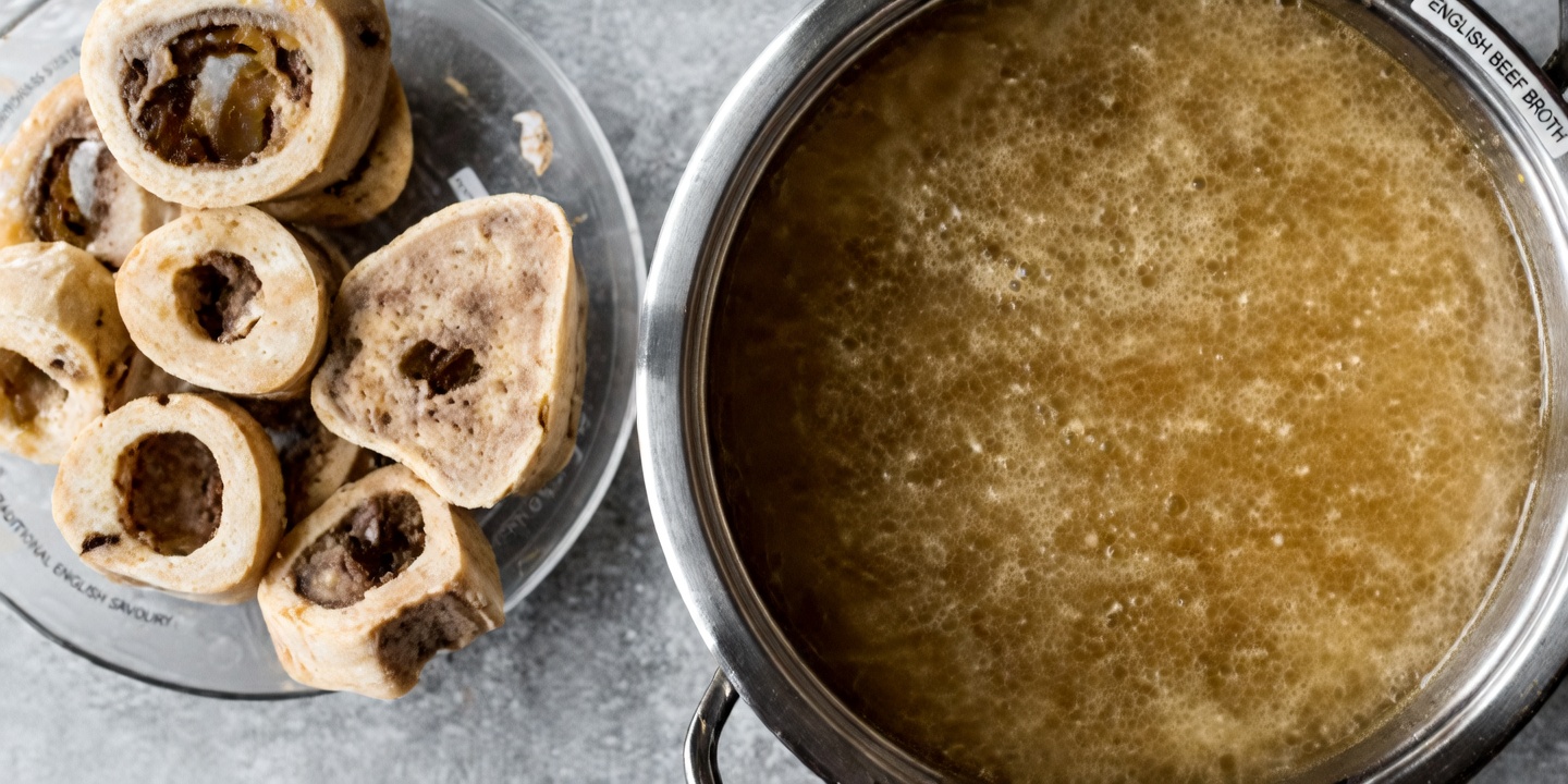 Unlock Pain-Free Knees Naturally: The Bone Broth Secret Doctors Rarely Mention
