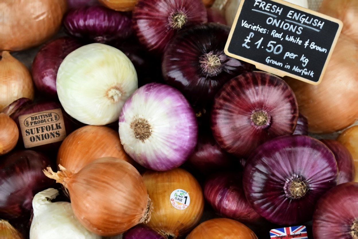 Onion for Eye Care: Exploring the 5-Day Traditional Remedy Trend and Safer Ways to Support Eye Comfort