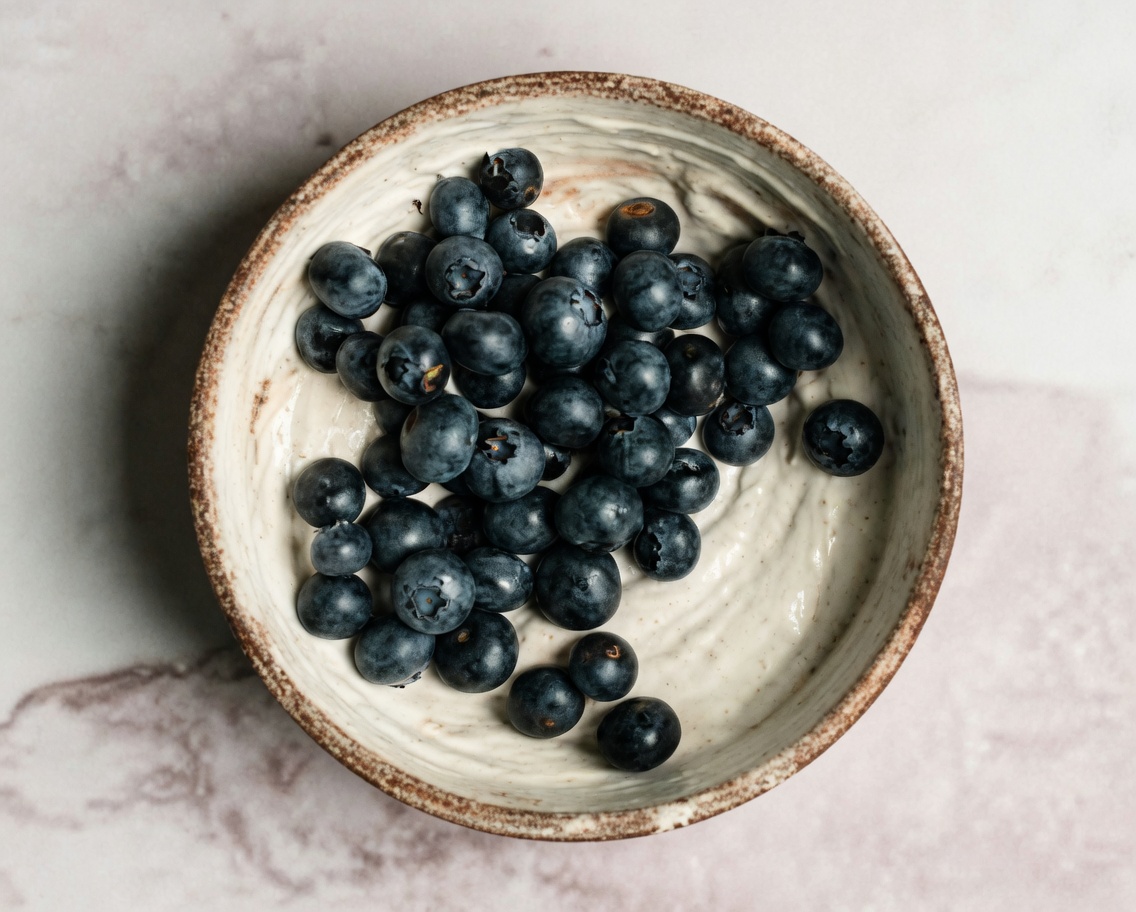 Seniors: Never Eat Blueberries With These 3 Foods!