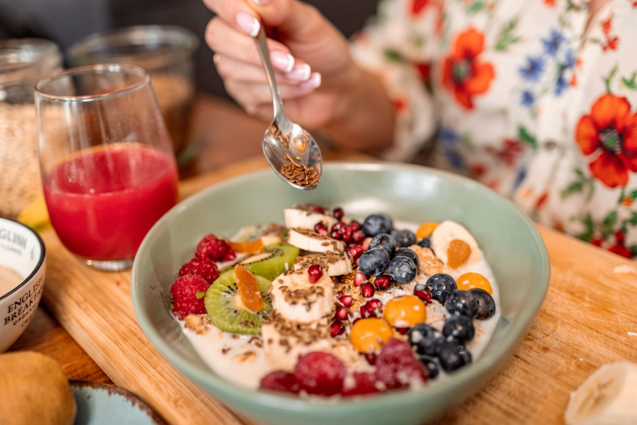 Cancer HATES These 6 Seeds – Seniors, Eat Them Daily (Fight Cancer Naturally)