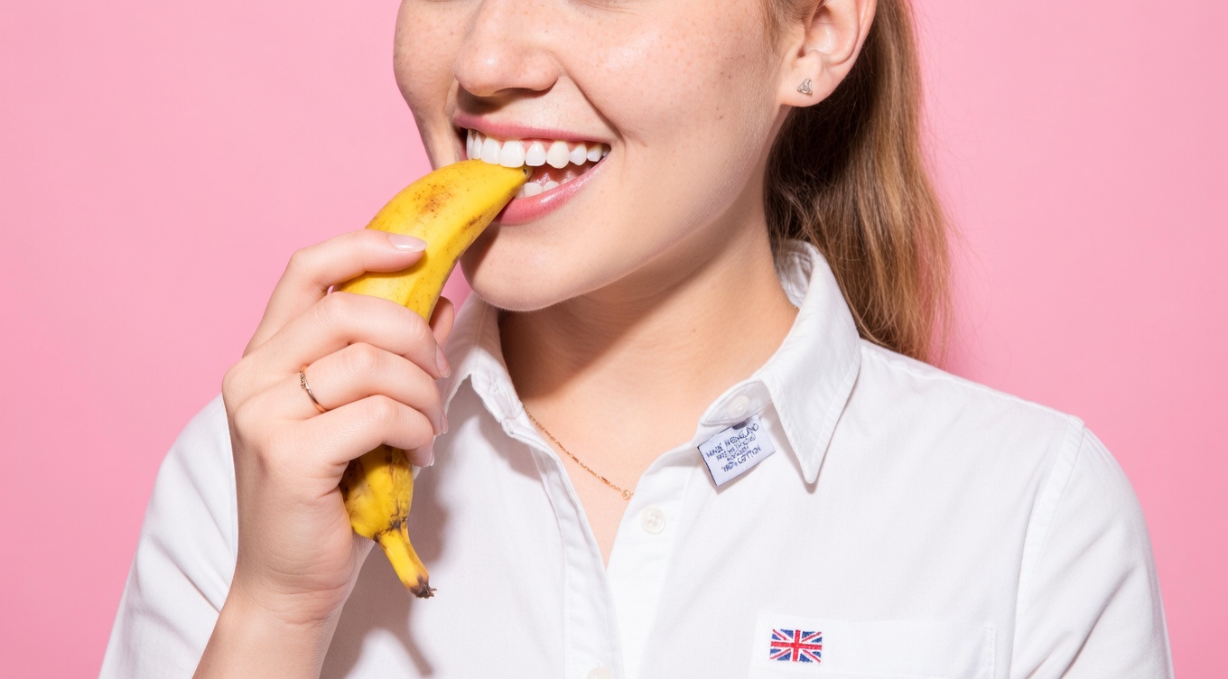 Discover 11 Simple Natural Ways to Whiten Teeth at Home Using Everyday Kitchen Ingredients You Already Have