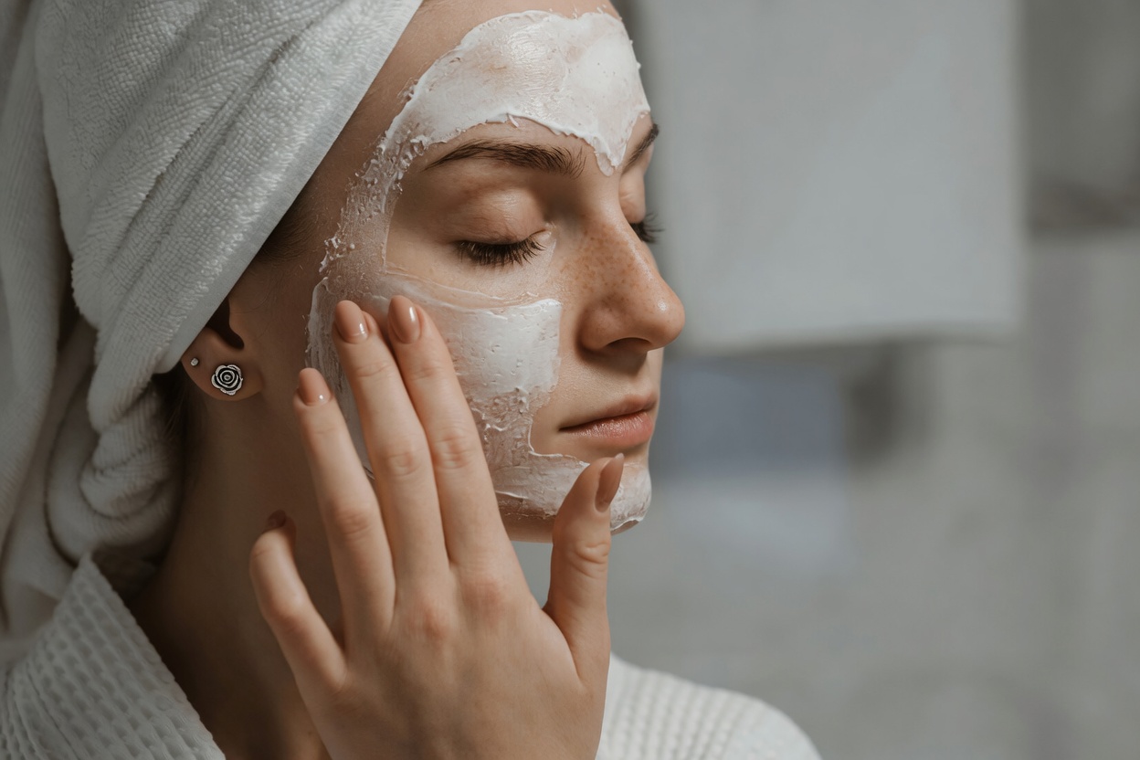 Why So Many People Are Choosing Natural Ingredients for Skincare