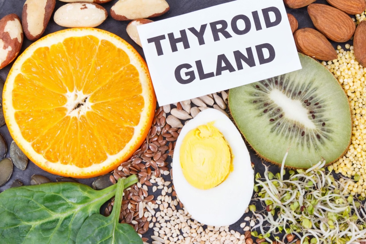 9 Everyday Fruits That Can Naturally Support Thyroid Health