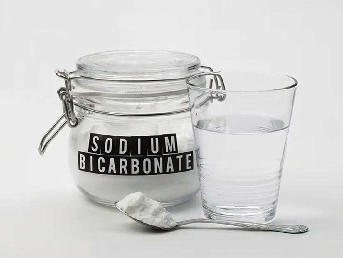 15 Brilliant Baking Soda Tricks Every Woman Should Know