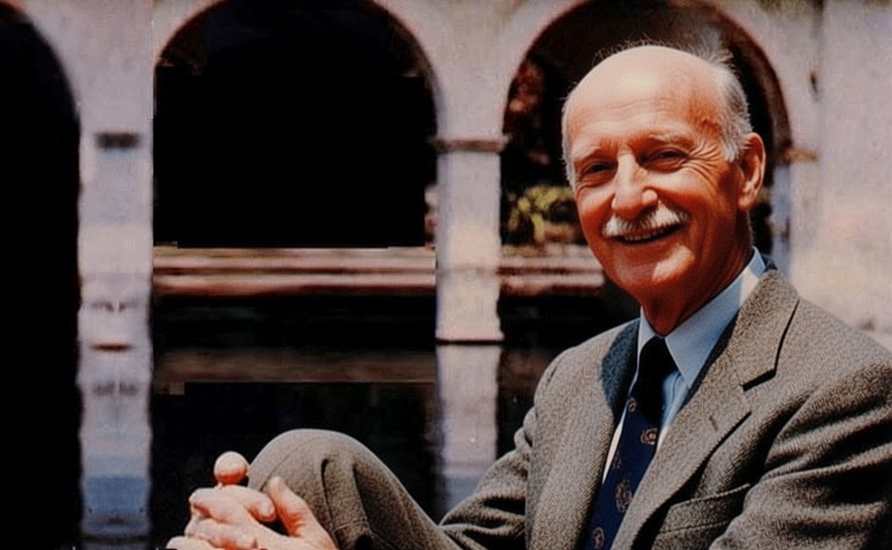 7 Everyday Foods Dr. Norman Walker Ate Daily to Support Vitality and Longevity in Seniors