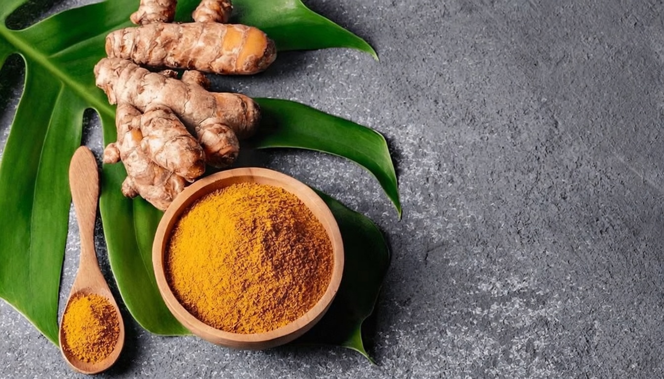 Say Goodbye to Aches and Pains: The Ultimate Ginger, Turmeric, and Lemon Remedy for Seniors Over 50