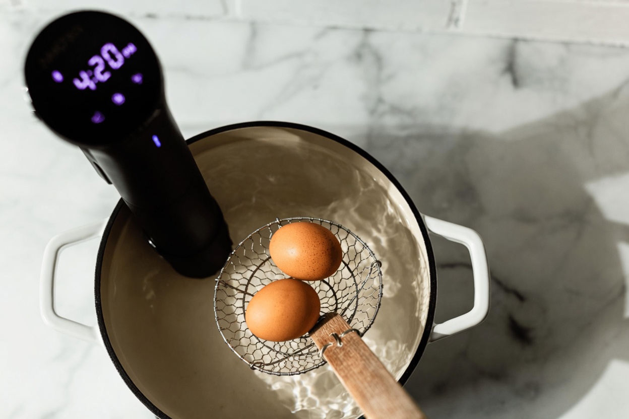 Don’t Boil Eggs Directly in Water — Here’s How Five-Star Hotels Cook Their Eggs!