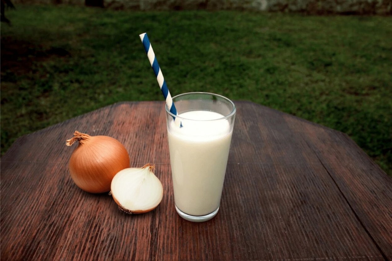 Boil Garlic in Milk and Drink It Once: Why You Need to Start Doing This