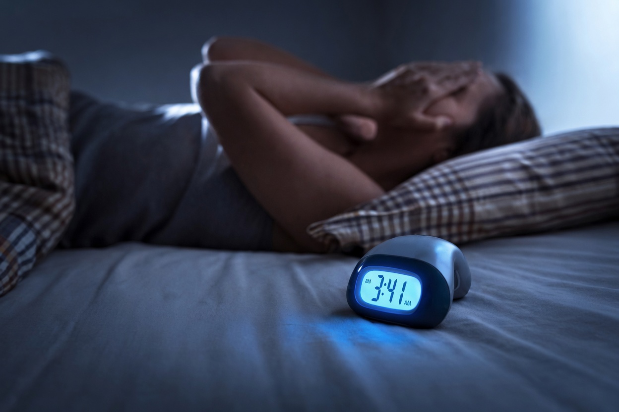 Why Do You Keep Waking Up at Night to Urinate? The Hidden Impact on Your Sleep and Daily Life – And Simple Habits That May Help