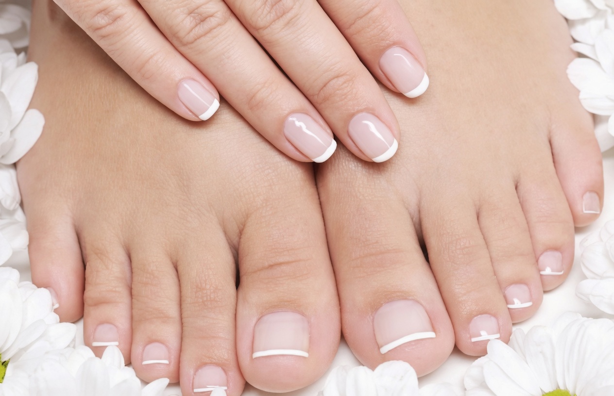 Thick Yellow Toenails Getting Worse: What You Can Safely Do Right Now at Home