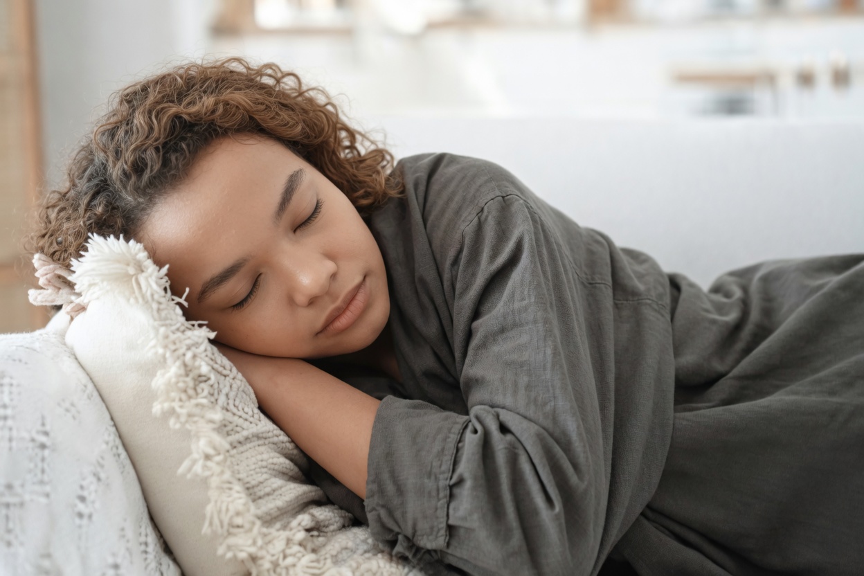 Early Menopause: 10 Common Signs to Recognize Before Age 45 (And What to Do Next)